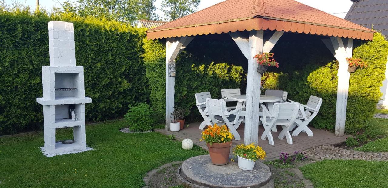 Pokoje Goscinne U Anny Ujście-Darłowskie Dış mekan fotoğraf